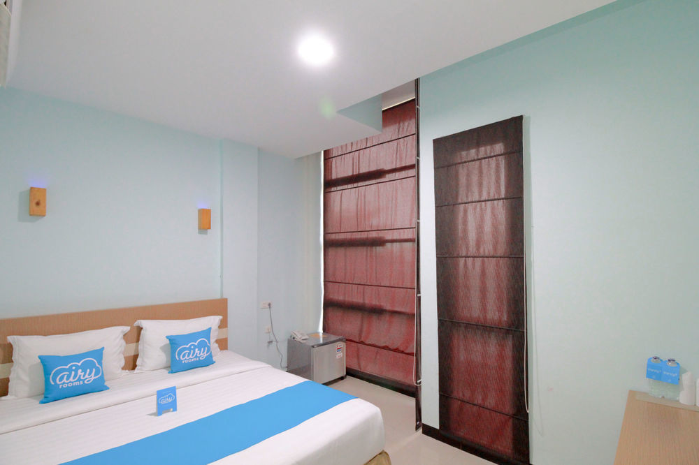 Amaliun Hotel Medan Exterior photo